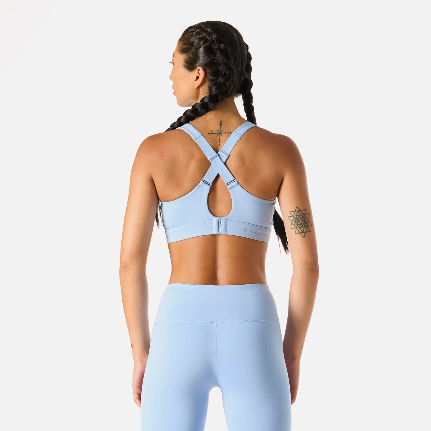 Peto Mujer Built To Move High Support Bra Celeste Vulcano - Image 4
