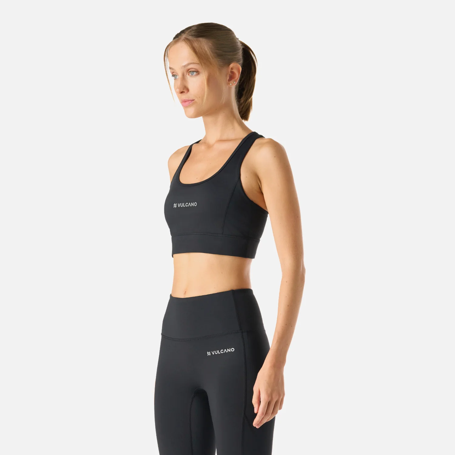 Peto Mujer Built To Move Medium Support Bra Negro Vulcano - Image 2
