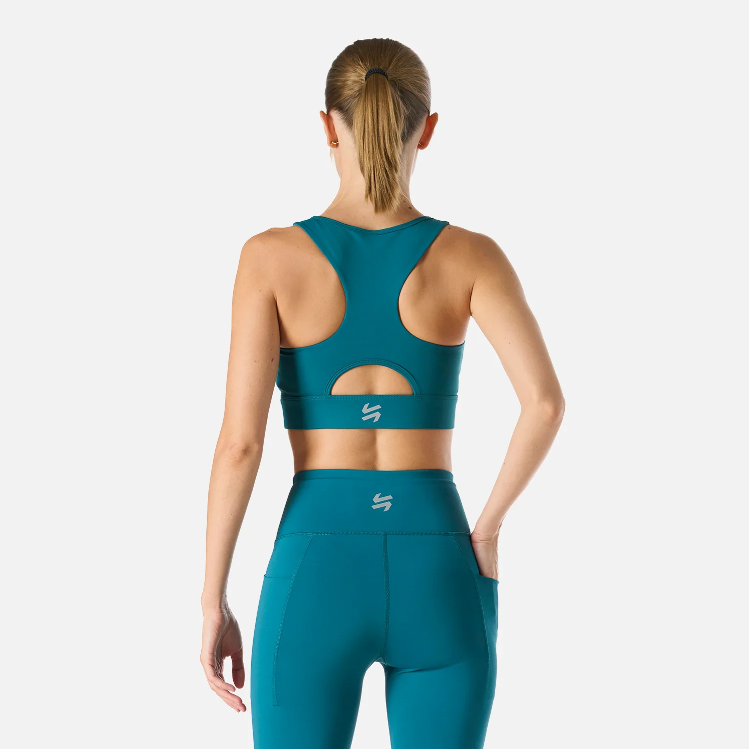Peto Mujer Built To Move Medium Support Bra Petroleo Vulcano - Image 4